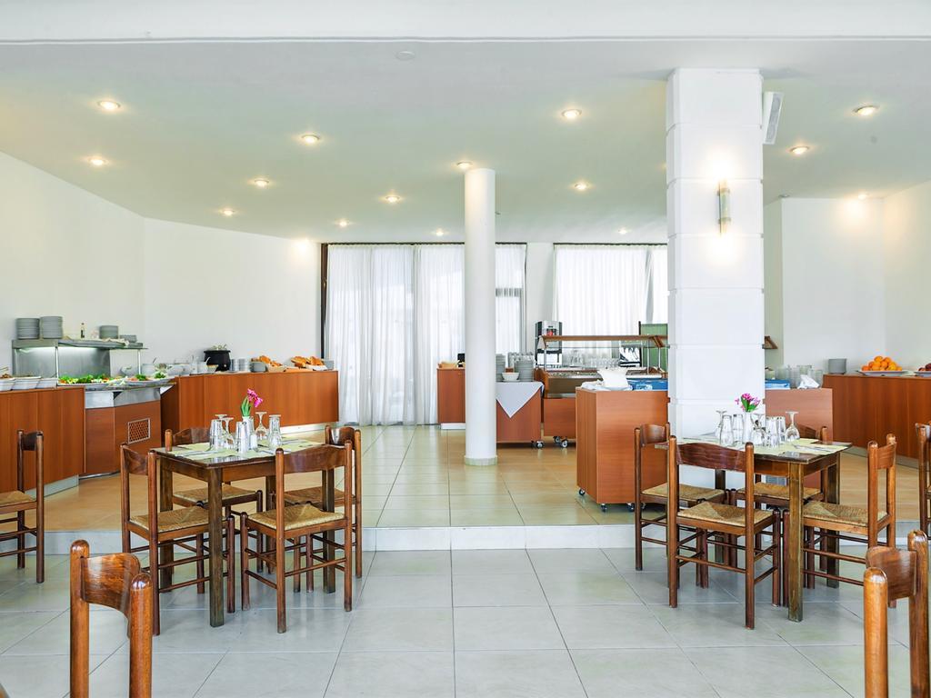 Xenios Dolphin Beach Hotel Ποσείδι Εξωτερικό φωτογραφία