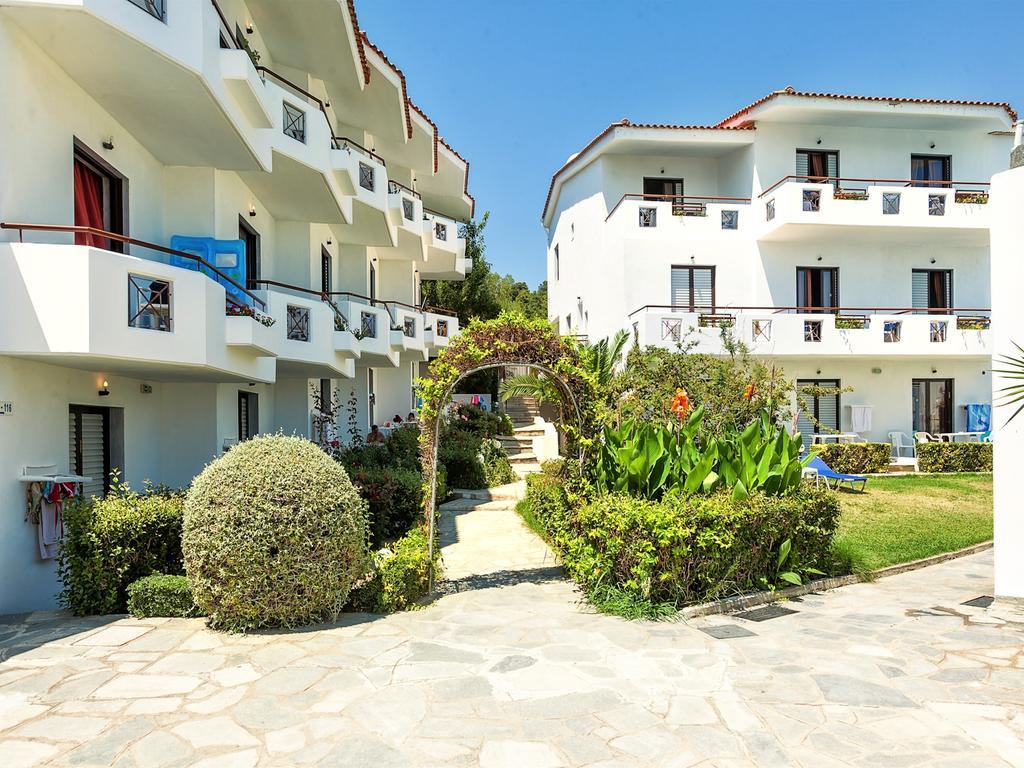 Xenios Dolphin Beach Hotel Ποσείδι Εξωτερικό φωτογραφία