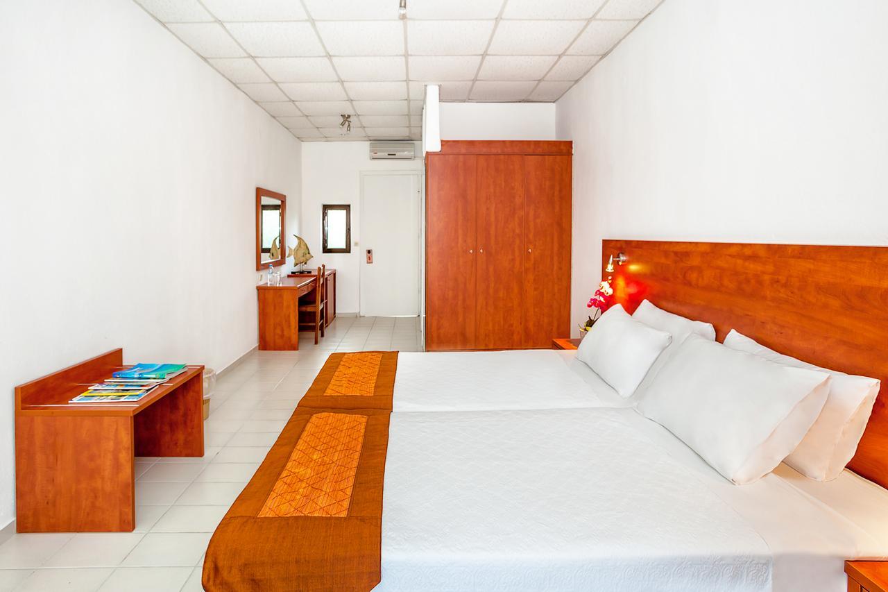 Xenios Dolphin Beach Hotel Ποσείδι Εξωτερικό φωτογραφία
