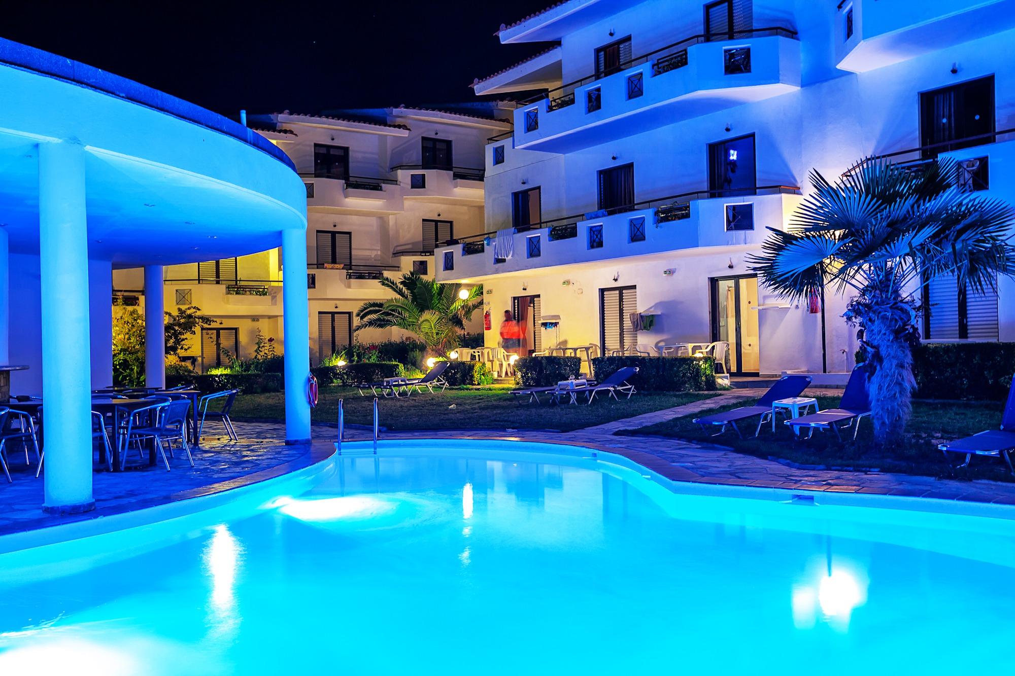 Xenios Dolphin Beach Hotel Ποσείδι Εξωτερικό φωτογραφία
